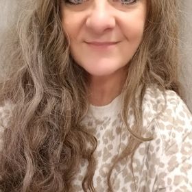 Profile Picture of Jonnee Zipnock (@ojonnee) on Pinterest