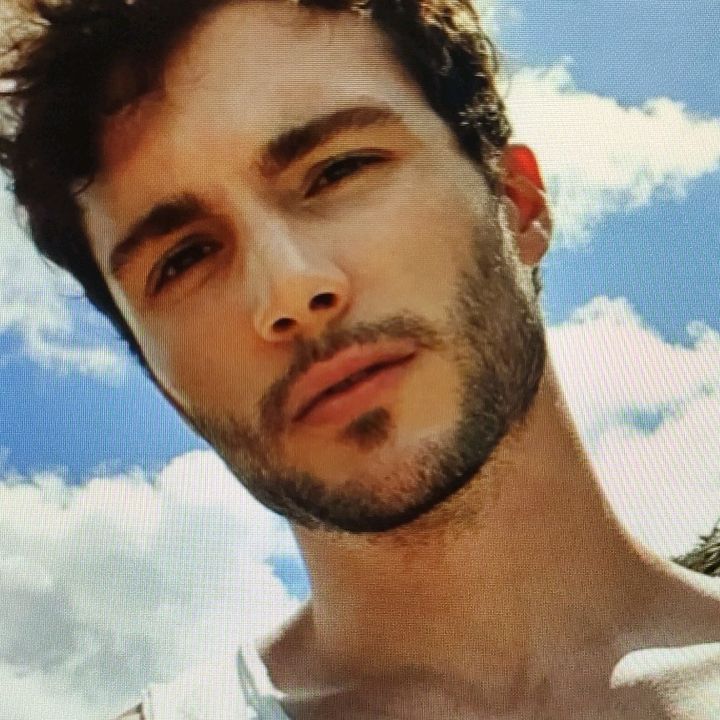 Profile Picture of Neil Wright (@neil.wright933) on Tiktok