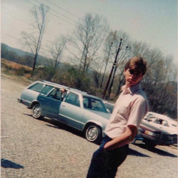 Profile Picture of Timothy Hinkles (@timhinkles) on Poshmark