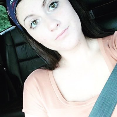 Profile Picture of Bethany Hooker (@bethanyyLeAnn) on Twitter