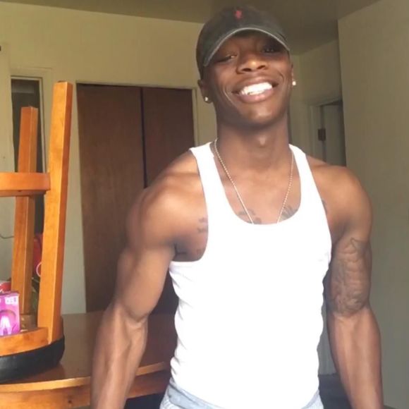 Profile Picture of Jaime Fields (@jaime_fields) on Poshmark