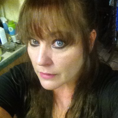 Profile Picture of Beverly K Hunt (@droopyhunt) on Twitter