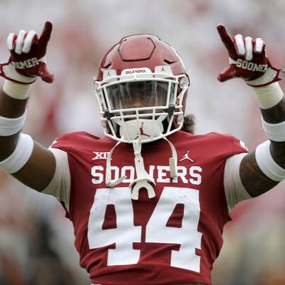 Profile Picture of Brad Castleberry (@ousportsfan69) on Twitter