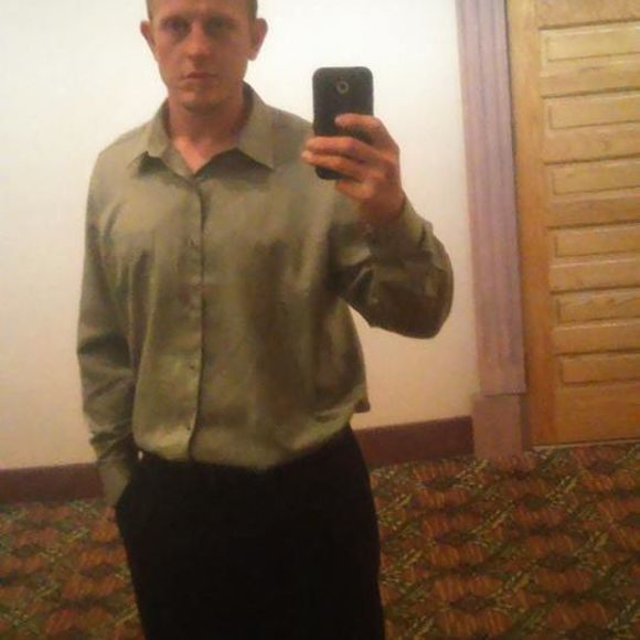 Profile Picture of Paul Belcher (@paulbelcher1360) on Poshmark