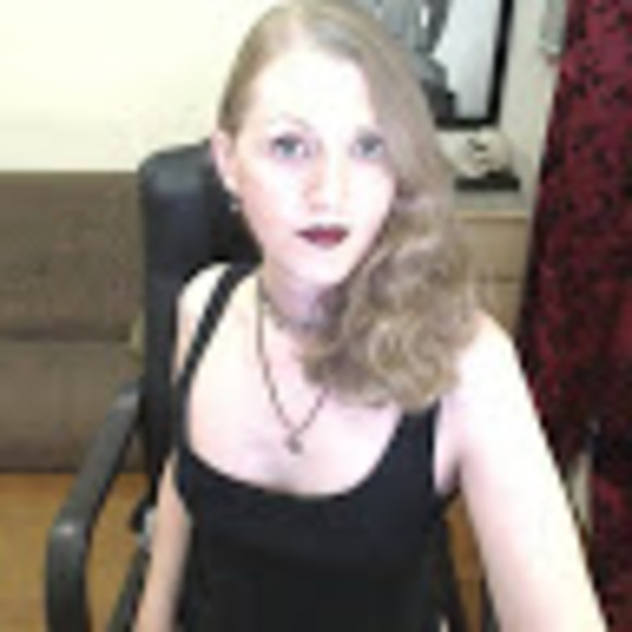 Profile Picture of Monica Grasley (@m_grasley) on Poshmark