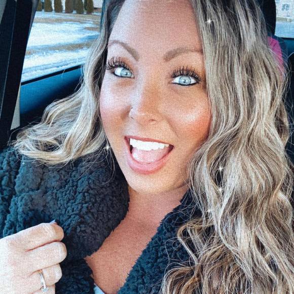 Profile Picture of Tabitha Jordan (@alliviasmom1) on Poshmark