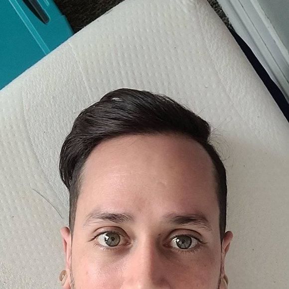 Profile Picture of Denny Ramirez bonilla (@eckersale) on Poshmark