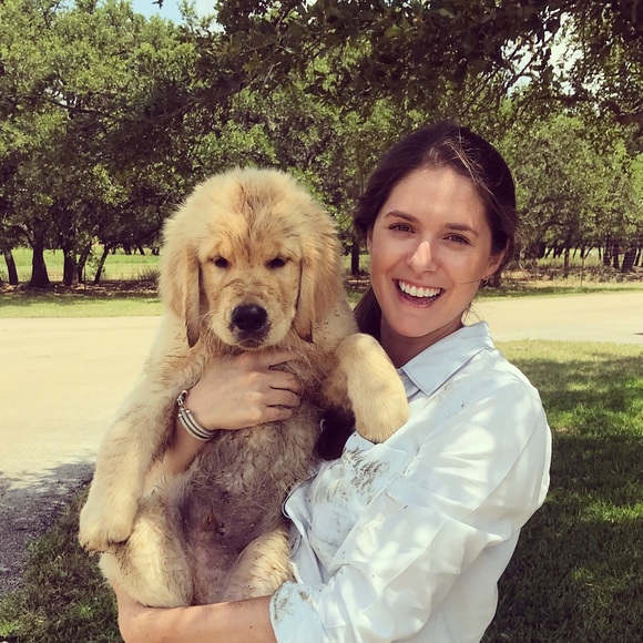 Profile Picture of Megan Auderer (@meganauderer) on Poshmark