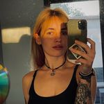 Profile Picture of Mia McGrath Plessiet (@miamcgrathx) on Instagram