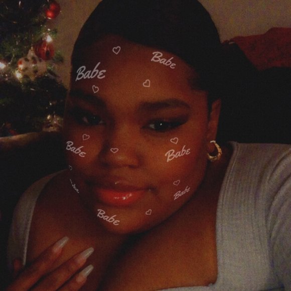 Profile Picture of Jasmine Scicere (@jazzy156) on Poshmark