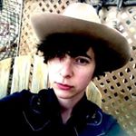 Profile Picture of Bobby Dove (@bobbydovemusic) on Instagram