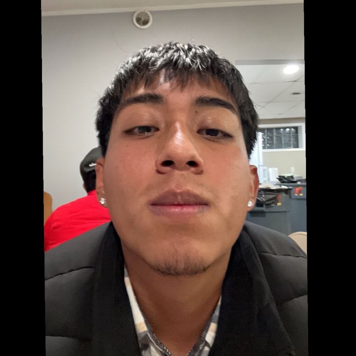 Profile Picture of Bryant _r (@reyes_b_13) on Tiktok
