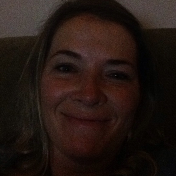 Profile Picture of Candace Capps (@candacecapps) on Poshmark