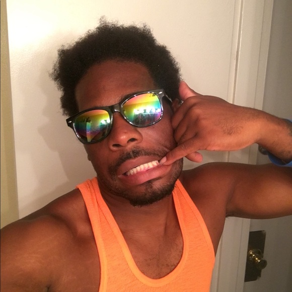 Profile Picture of Daniel Burney (@burney91) on Poshmark