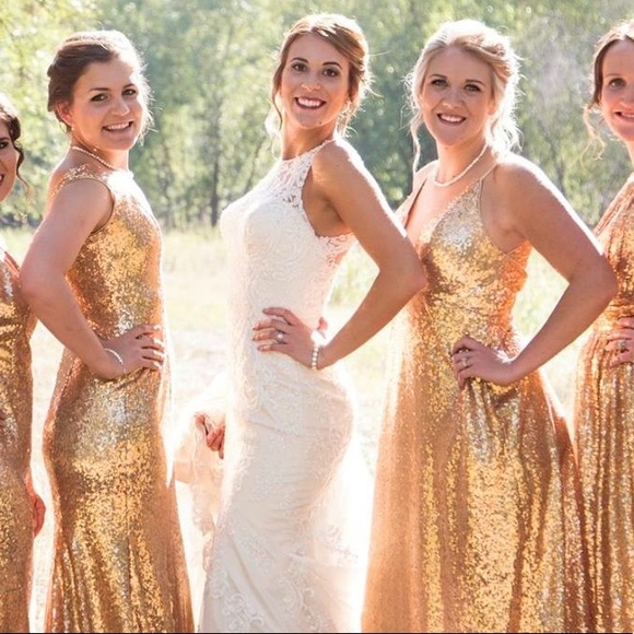 Profile Picture of Sarah Albrandt (@ruffsar) on Poshmark