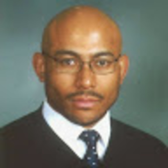 Profile Picture of Guesnerth josué Perea (@guesnerth1) on Poshmark