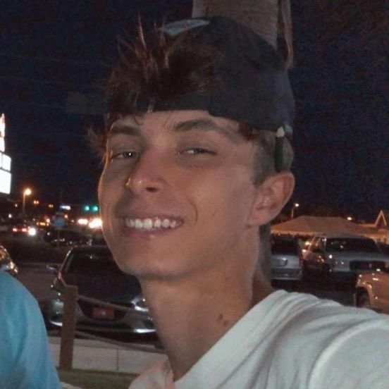 Profile Picture of carson (@carson_lawrence) on Tiktok