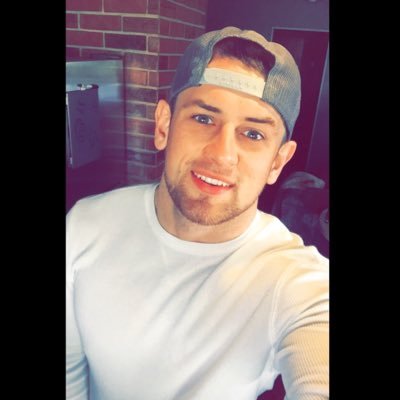 Profile Picture of Ethan Long (@elong1010) on Twitter