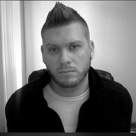 Profile Picture of Tommy Machate (@tmachate) on Poshmark