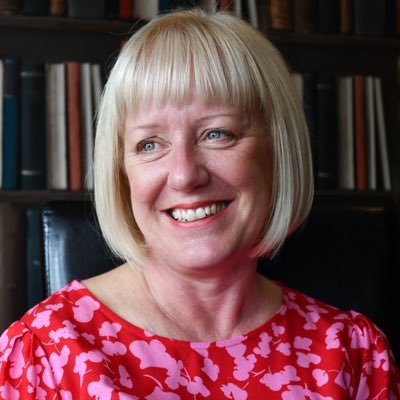 Profile Picture of Michelle Wilde (@ChelleWilde) on Twitter