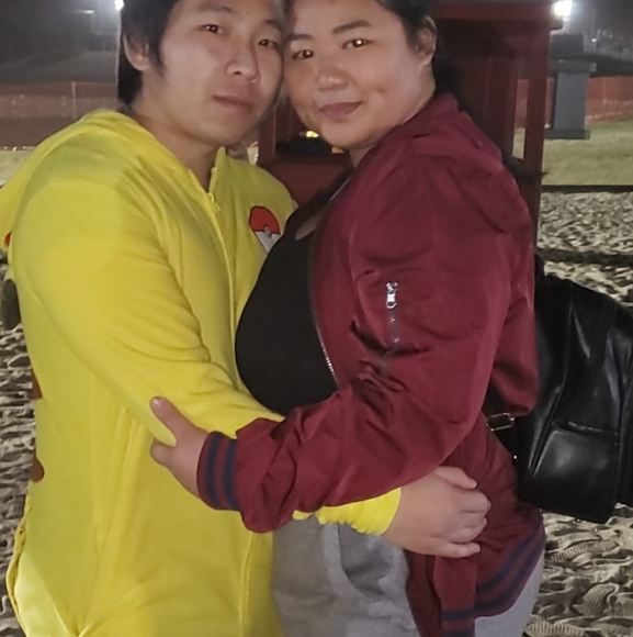 Profile Picture of Bee Xiong (@jokerxg) on Poshmark