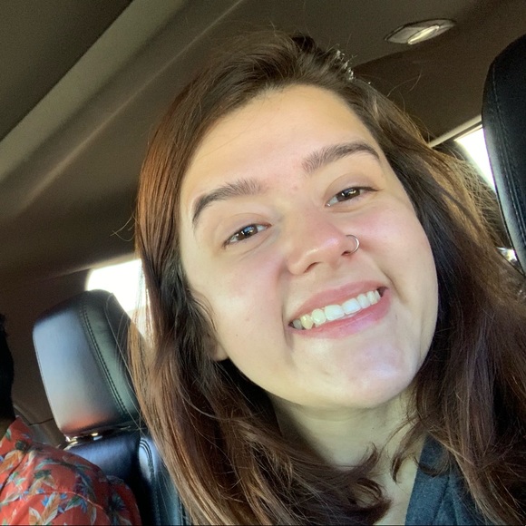 Profile Picture of Jasmine Frazee (@ughj4smine) on Poshmark