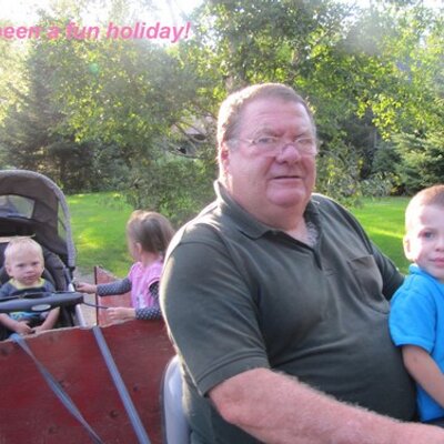 Profile Picture of Bob Gordon (@gordonb24) on Twitter