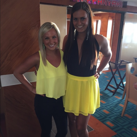 Profile Picture of Jessica Dubrock (@jdubrock) on Poshmark