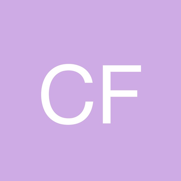 Profile Picture of Corilynne Farrell (@corilynne89) on Poshmark