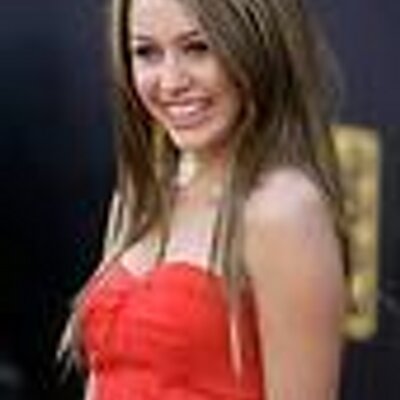 Profile Picture of Deborah Pinto (@hipjade70) on Twitter