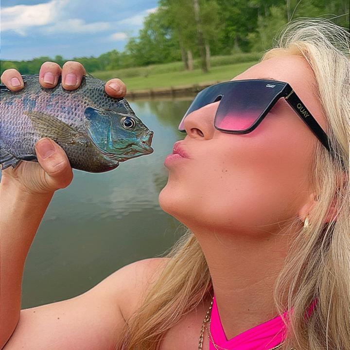 Profile Picture of Adrianna Meeks (@@adrimeeks17) on Tiktok