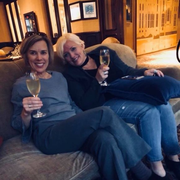 Profile Picture of Laura Hickham (@lhickham) on Poshmark