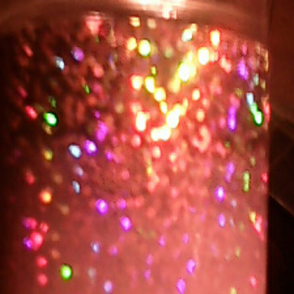 Profile Picture of Sari Cendejas (@saricend1123) on Poshmark