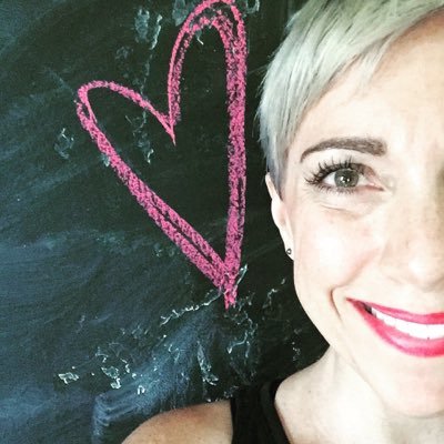 Profile Picture of Becki Campbell (@lovenoteshoppe) on Twitter