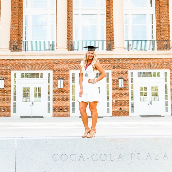 Profile Picture of Morgan Coppoc (@morgan_coppoc) on Poshmark