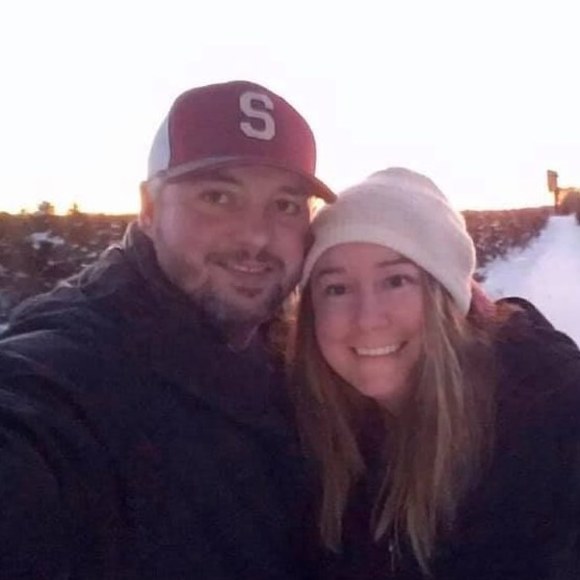 Profile Picture of Kristy Lamoureux (@kristyandryan) on Poshmark