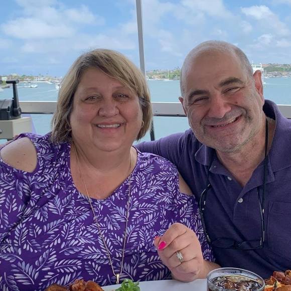 Profile Picture of Elaine Marello (@ekhodiegirl) on Poshmark