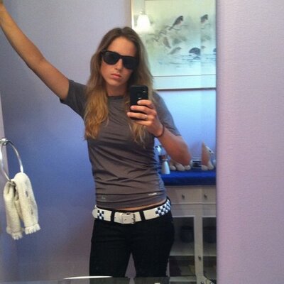 Profile Picture of Nataly Szadyr (@winsthegold) on Twitter