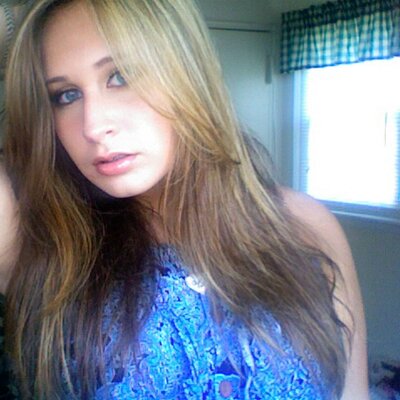 Profile Picture of Hayley Dee Fans :) (@HayleyDeeFans) on Twitter