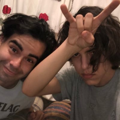 Chris And Dante - Twitter Profile Picture of Chris And Dante (@cali_beachbumb) on Twitter