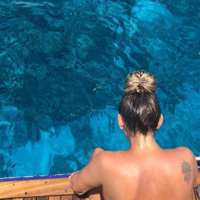 Profile Picture of Stacey John (@miss1sj) on Twitter