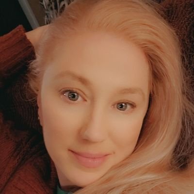 Profile Picture of Tabitha Daniel 🇺🇸 (@greeneyes7997) on Twitter