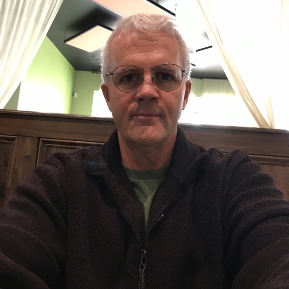 Profile Picture of Bill Molander (@billmolander) on Poshmark