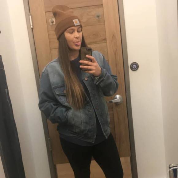 Profile Picture of Blake Turner-mudgett (@carielb) on Poshmark