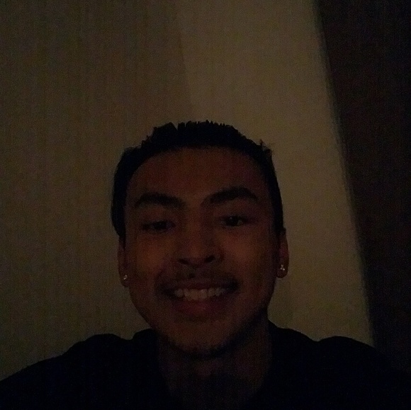 Andrew Phanh - Poshmark Profile Picture of Andrew Phanh (@phanh1) on Poshmark