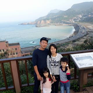 Profile Picture of 李明龙 (@&) on Facebook