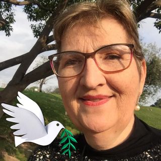 Profile Picture of Bianca Rosso (@bianca.rosso.5015) on Facebook