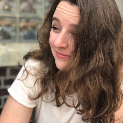 Profile Picture of Julia Finch (@julia_finch) on Twitter