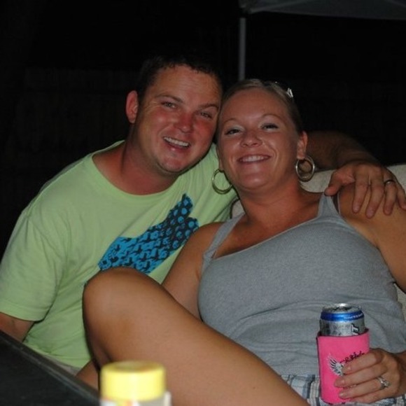 Marshall Teague - Poshmark Profile Picture of Marshall Teague (@mlteague78) on Poshmark