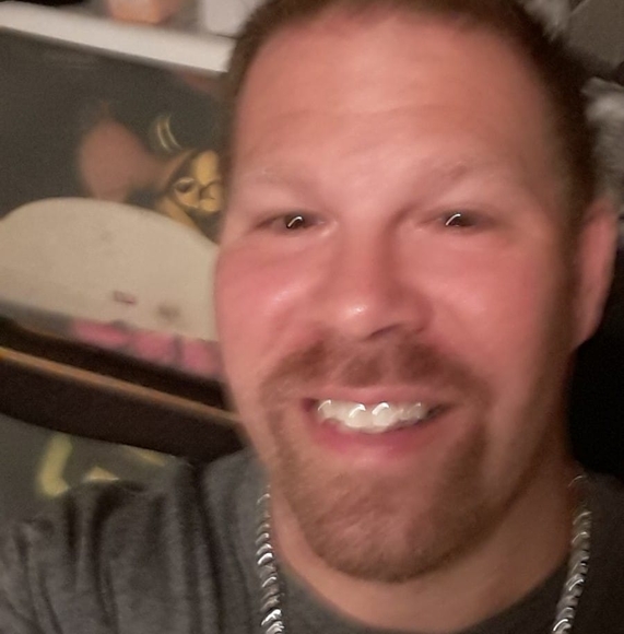 Profile Picture of Jeff Grimm (@2121wayne) on Poshmark